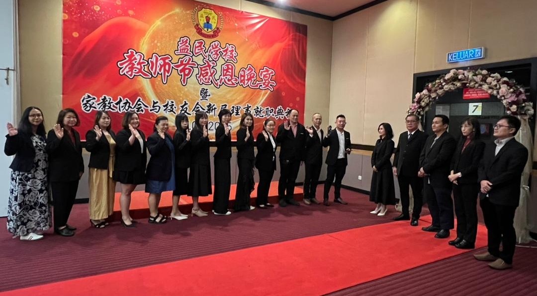 VIP文(大北马)罗填水:董事部成功向公益金争取到14万5000令吉,为该校安装10台智能教学设备。