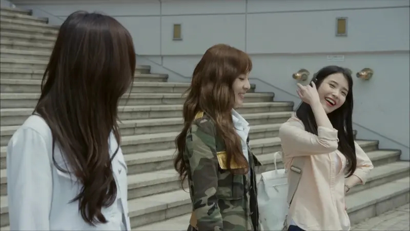 10年前恋综片段被翻出 Jisoo打败IU掀热议