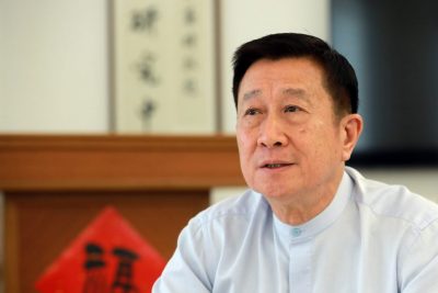 15日见报/华研40载:默默守护与传承 档案里的华社岁月