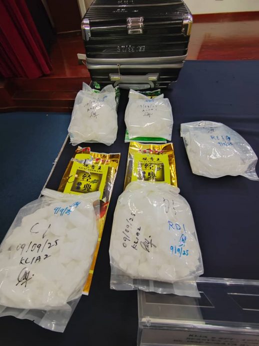 18岁毒骡机场落网　警顺藤摸瓜再捉2人起获310万毒品