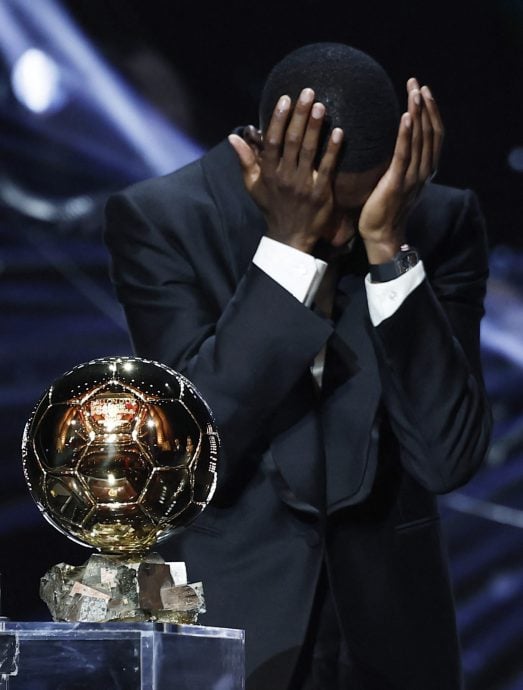 2025年金球奖颁奖礼| 邦马蒂连3年封后  登贝莱首夺金球奖