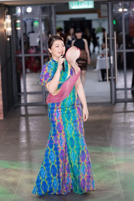 (24/9见报)大都会-特职世界/女高音歌唱家