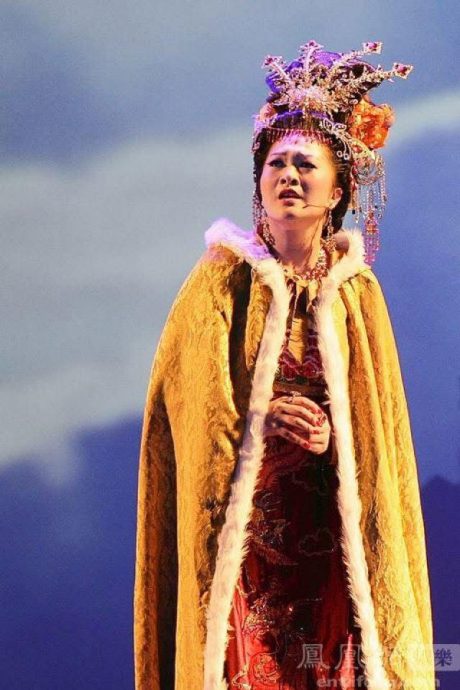 (24/9见报)大都会-特职世界/女高音歌唱家