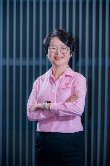 25/9下版:未签发/专访华总妇女组主席候选人陈美娟