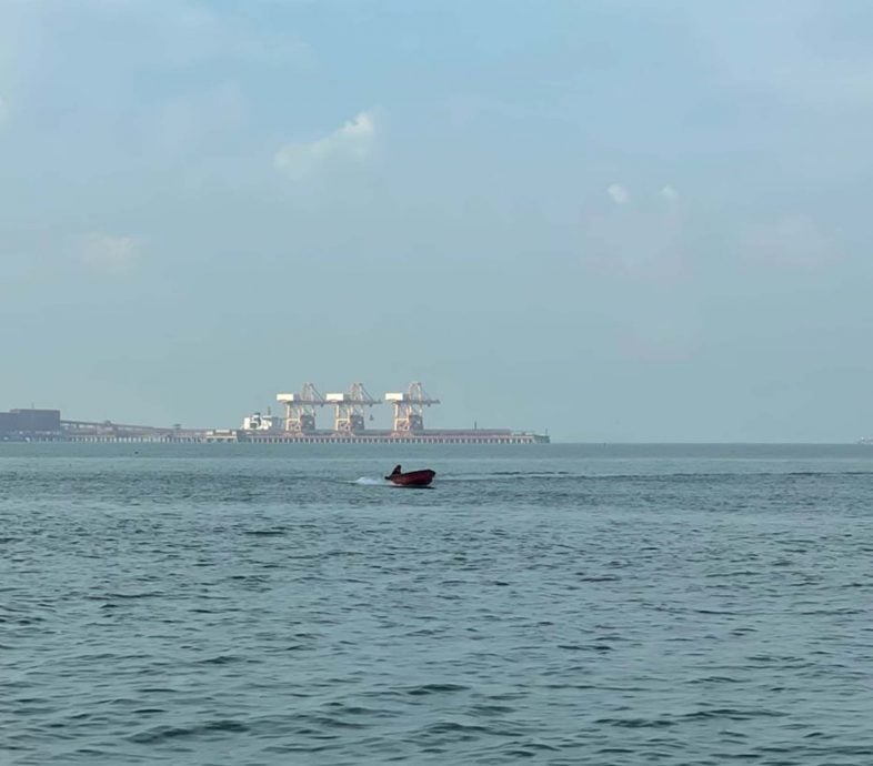 60岁男子疑溺水 遗体在11小时后浮出海面