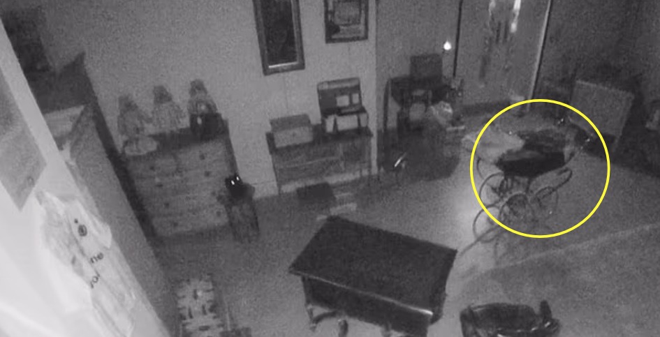 70年老婴儿车自己移动！ 古董店老板吓坏要出让