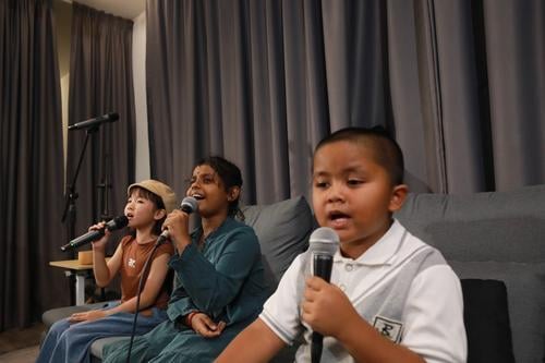 我们/《大马好・爱与和平》演唱会艺人访问