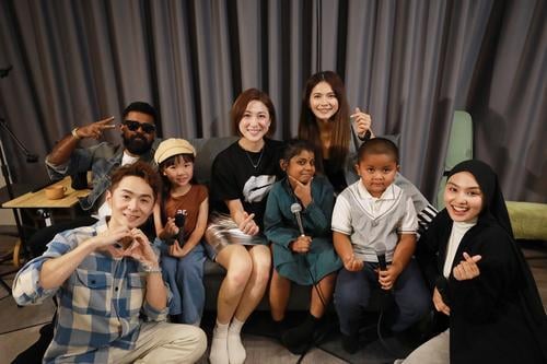 我们/《大马好・爱与和平》演唱会艺人访问