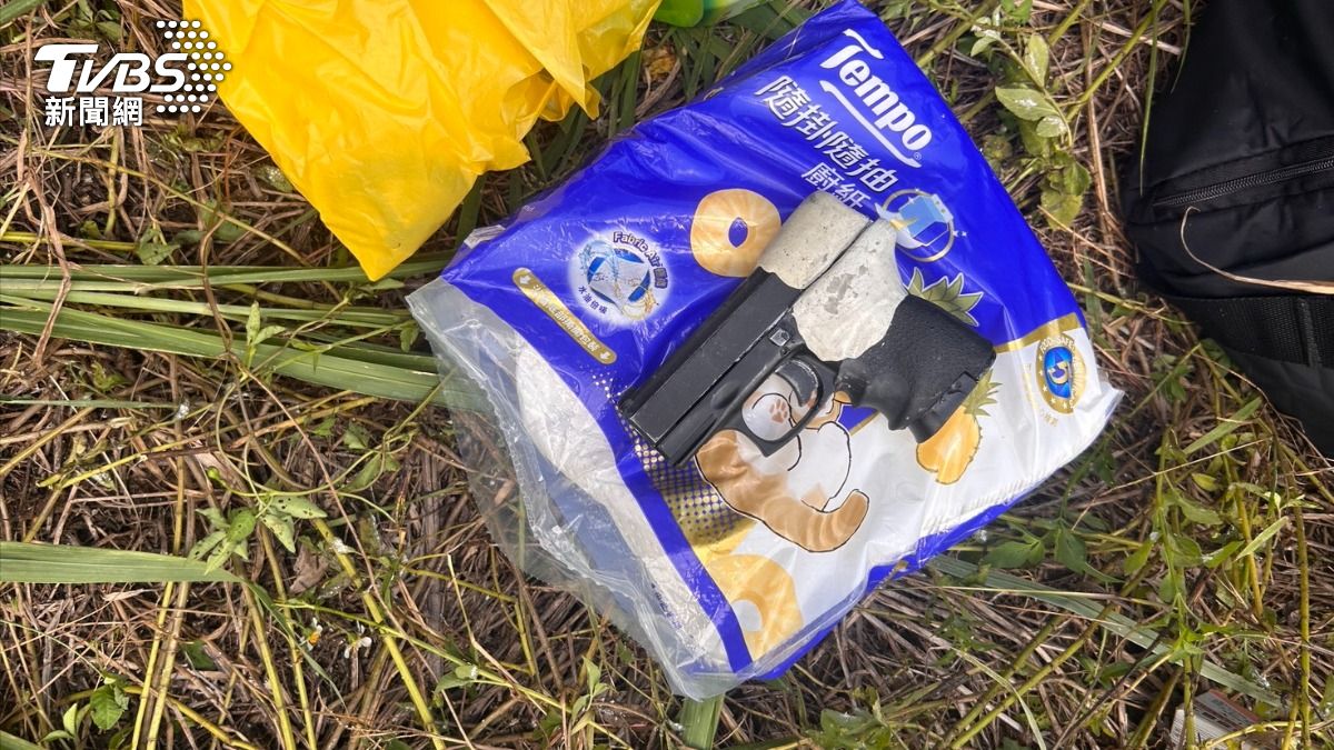 “如电影场景般惊险” 台湾新竹街头上演警匪追逐