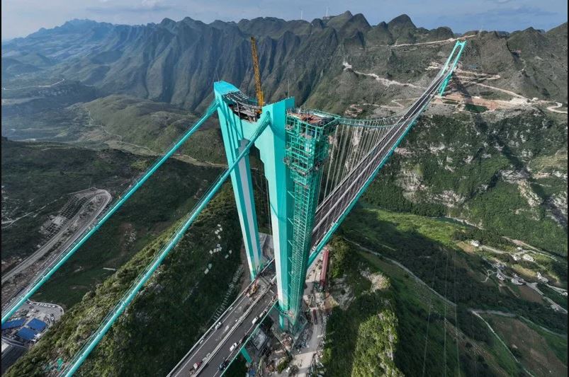 “横竖都是世界第一” 贵州花江峡谷桥28日通车