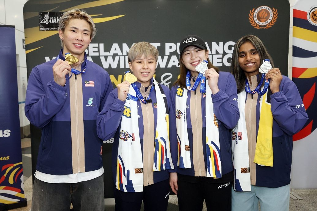 “等待会长东姑赛夫鲁公布”  羽总将加额奖励杰蔚乐蒂