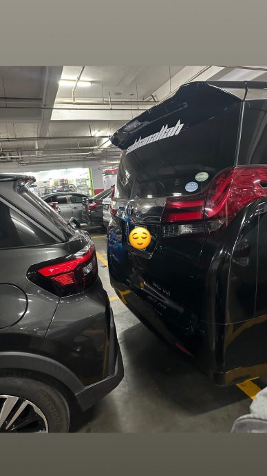 “贴太近婴儿车放不进！” 女子斥后车车主掀网激辩