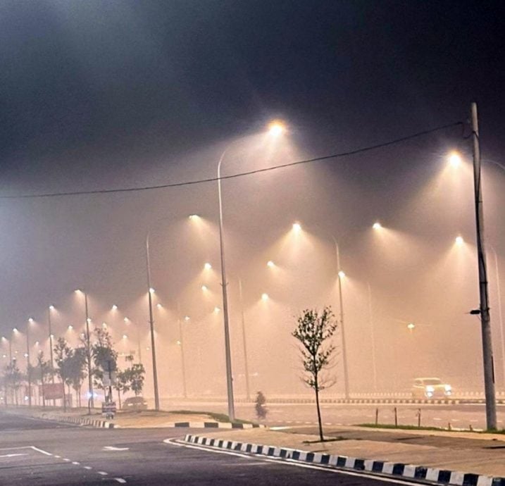 打昔汝莪住宅区空污 槟环境局接投诉调查