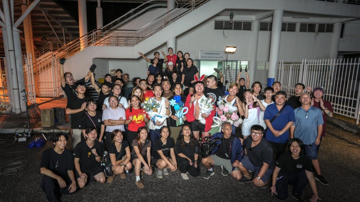 《妈妈又要嫁》正式杀青 胡定欣惊喜现身