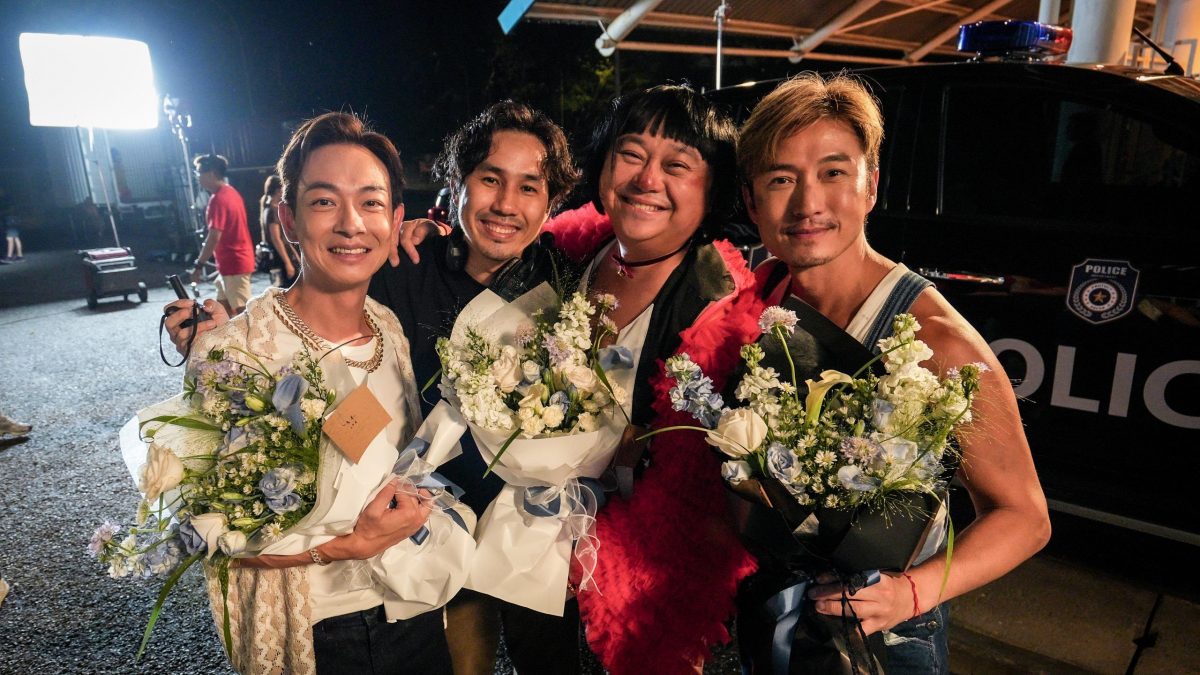 《妈妈又要嫁》正式杀青 胡定欣惊喜现身