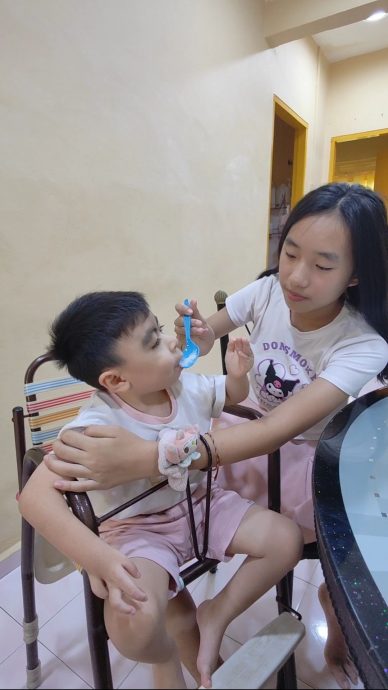 《有故事的人》28/9见报 七区共用/郑佩玥