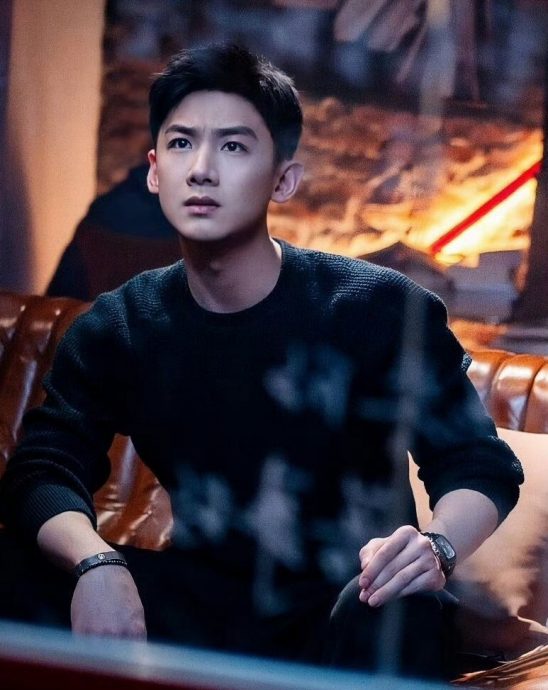 《难哄》还在售后服务 章若楠包场《不眠日》力挺白敬亭