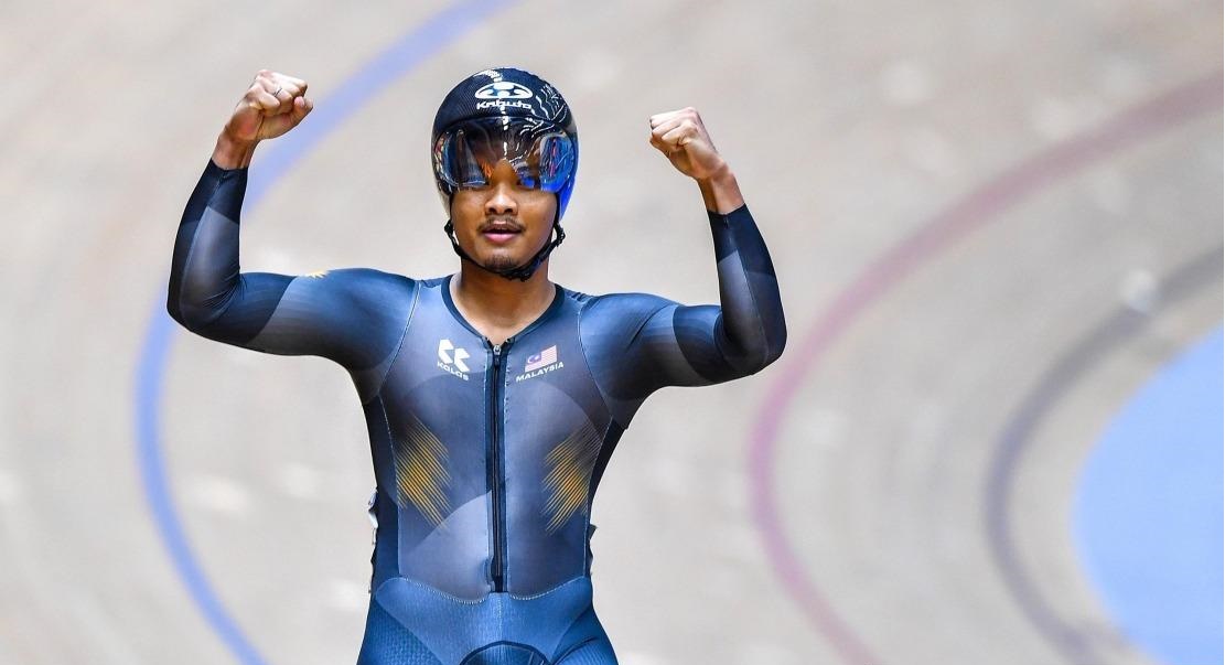 上次有场地脚车赛还在求学  利德旺誓在东运首秀带回金牌