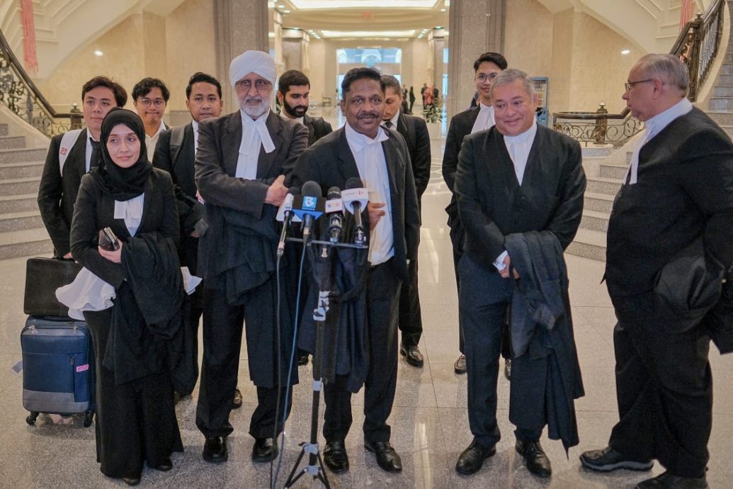 上诉庭三司不准换法官 罗斯玛：我向联邦法院上诉！