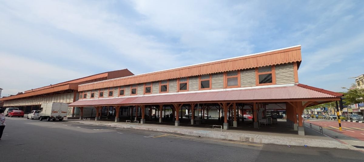 不夜天公市小贩开始搬迁至大巴刹预料一个星期后正式营业