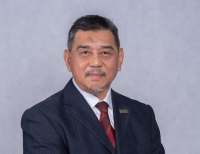 不赞成废除大学预科班 沙大力挺马大校长