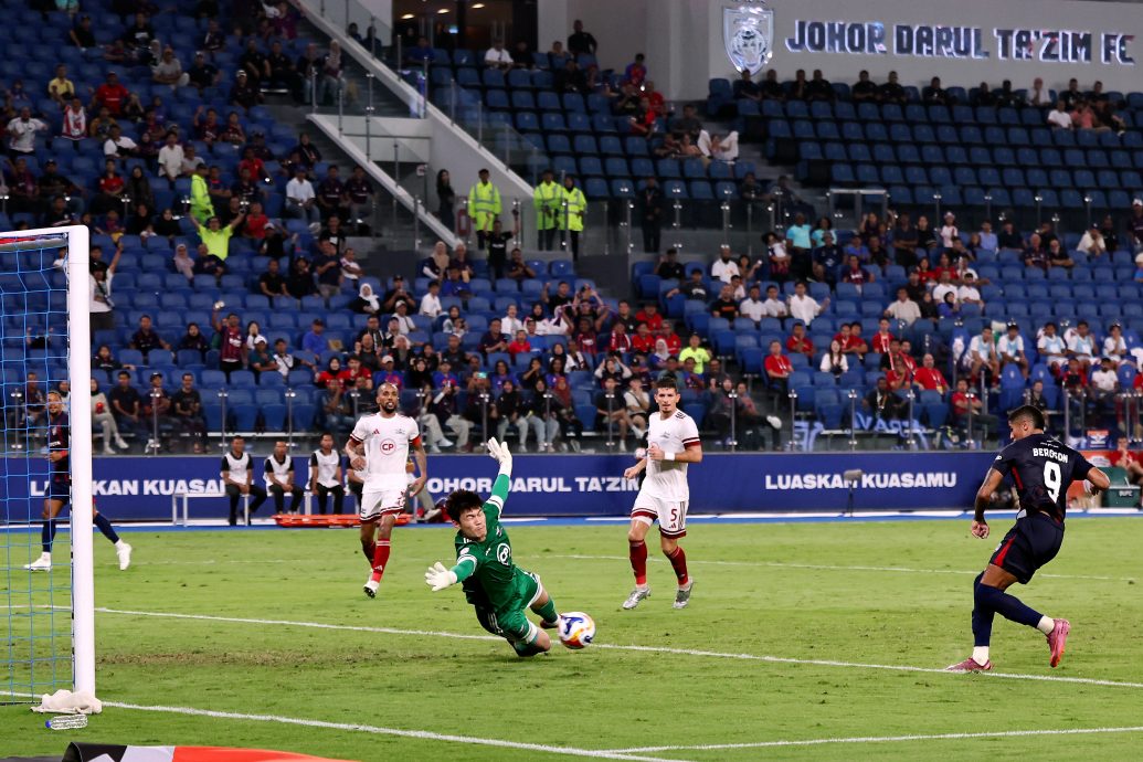 东南亚球会锦标赛| 伯格遜帽子戏法助4球大胜  南虎2连胜暂登榜首