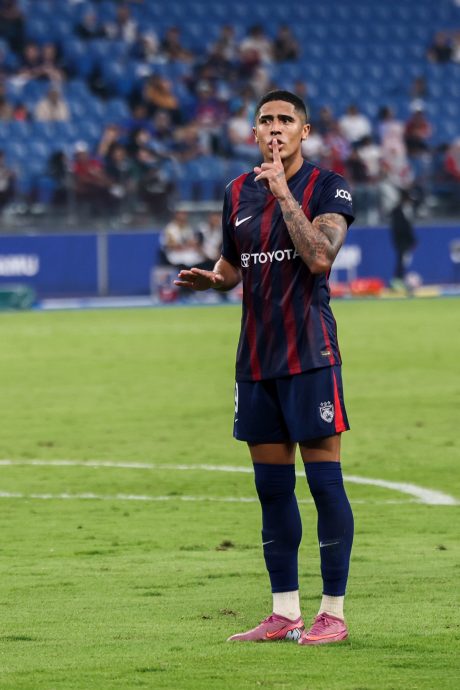 东南亚球会锦标赛| 伯格遜帽子戏法助4球大胜  南虎2连胜暂登榜首