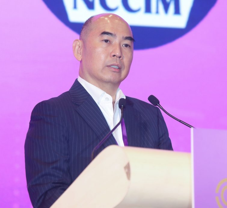   东盟人工智能商业峰会|吴逸平：AI非奢侈品 中小企须拥抱以争优势