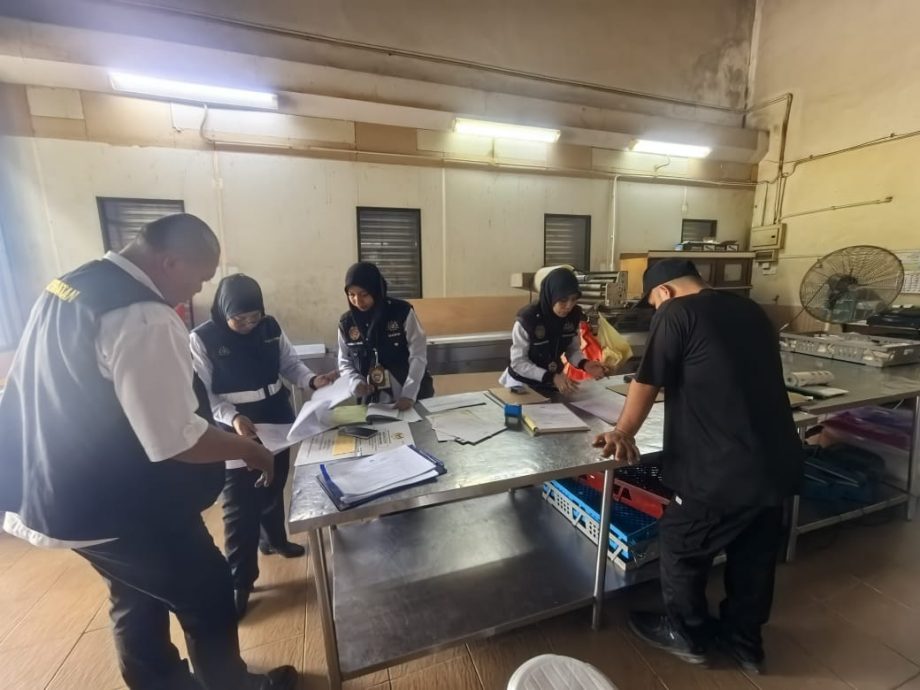 东（已签发）：关丹卫生局发出21张罚单共3万6650令吉