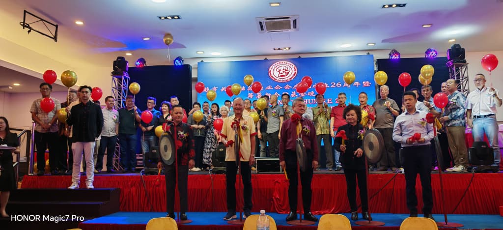 东（已签发）：关丹姑苏厨业公会成立26周年晚宴