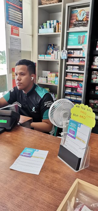 东(已签发):军警添打仁政昌明RON95汽油补贴计划开跑