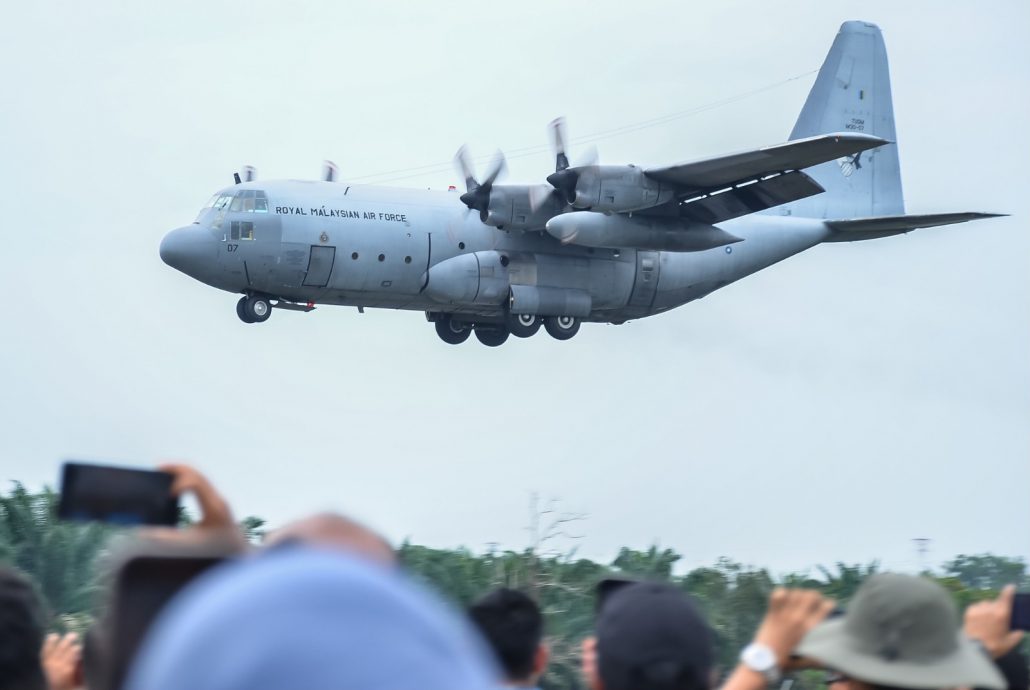 东（已签发）：第92届国防卫队日庆典参观指南