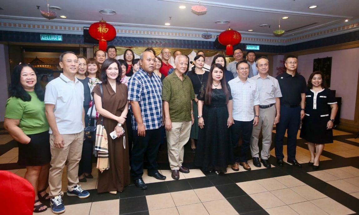 东(已签发):陈慧琦督学荣休晚宴