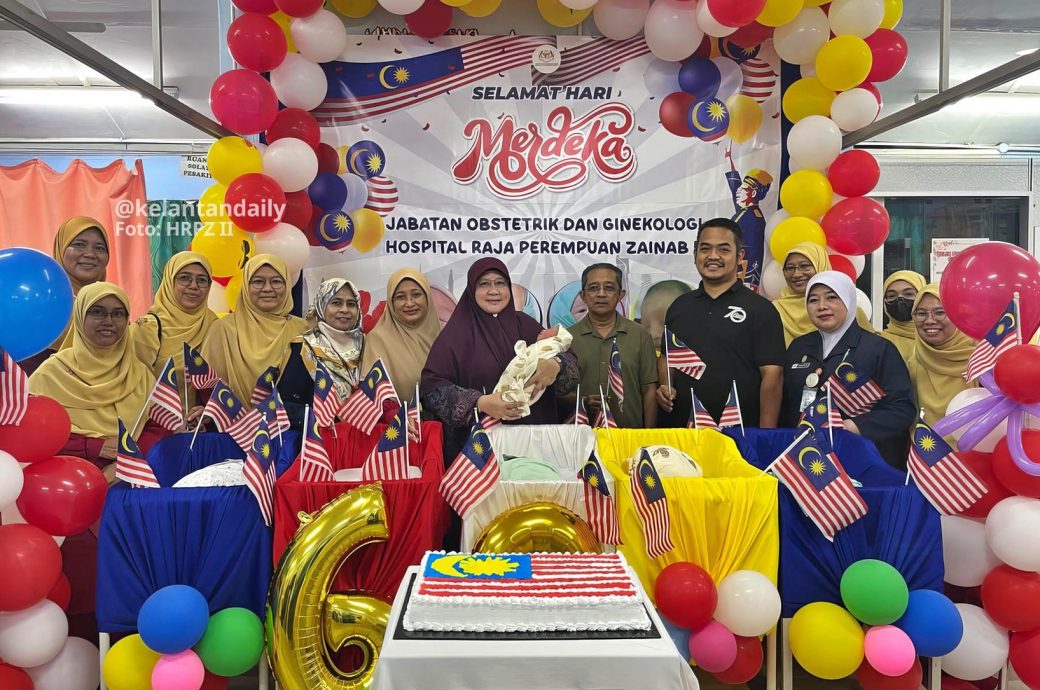 东:今年的国庆日,哥市苏丹后再纳二世中央医院共诞生了16名婴儿。