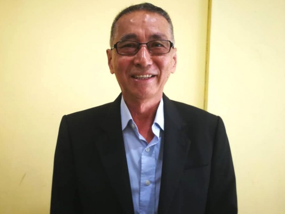 东:已签发:)大马刘氏公会副总会长拿督刘春表明全力支持《星洲日报》就被重罚10万令吉事件提出上诉