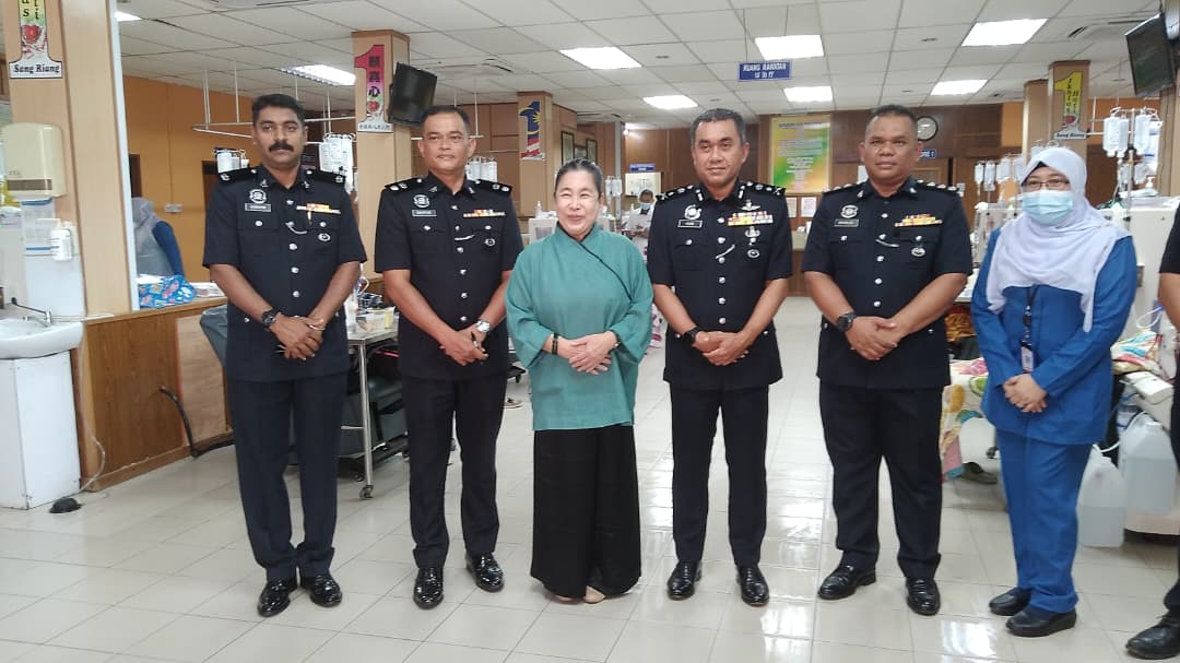 东:彭亨刑事调查组拜访直凉老人院 尤斯里:始终关注老人院院民安全