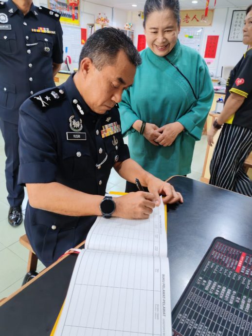 东:彭亨刑事调查组拜访直凉老人院 尤斯里:始终关注老人院院民安全