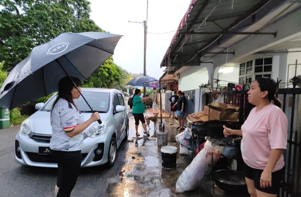 东：豪雨导致多区闪电水灾 州议员促当局设法改善