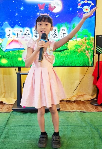 东：金马梳华小华语歌赛全校16名学生皆参与