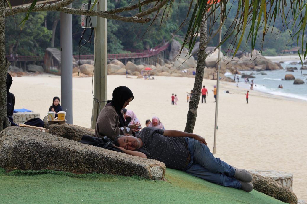 东:(已签发)关丹假期人潮