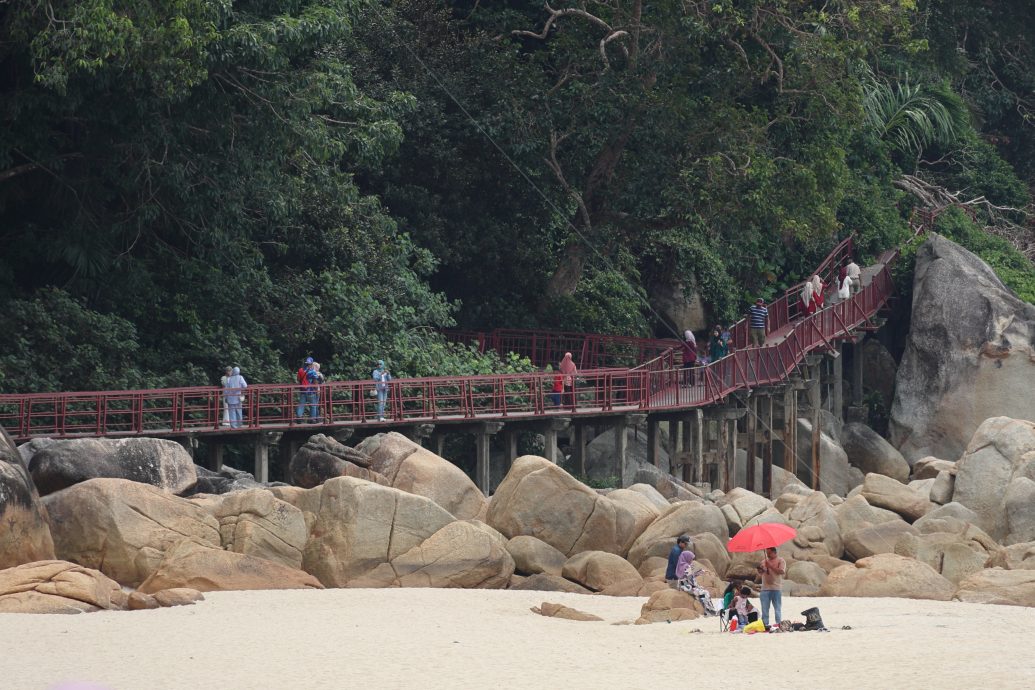 东:(已签发)关丹假期人潮