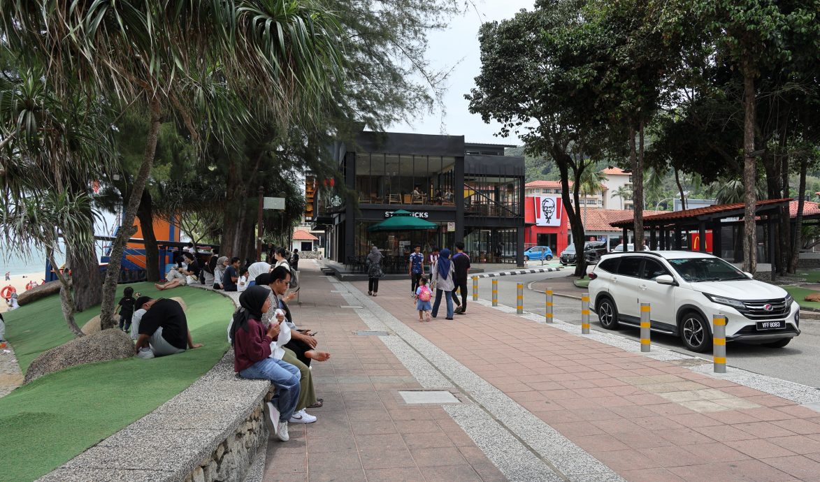 东:(已签发)关丹假期人潮