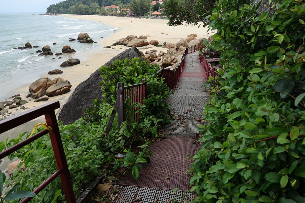 东:(已签发)彭亨州积极拓展旅游市场 基设破损引民关注