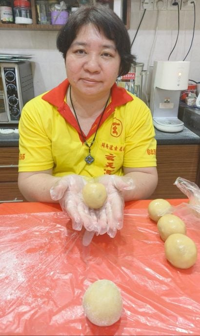 东:(已签发)月饼原材料普遍涨10至%至20% 部分业者退出市场