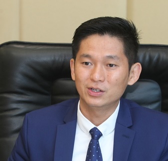 东:(已签发)简民发:残奥会欺人太甚