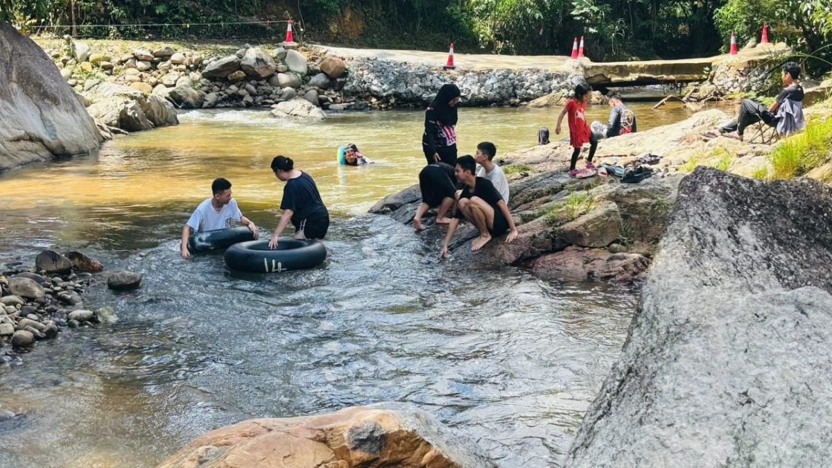 东:(已签发)贞德拜露营胜地 潜伏危机