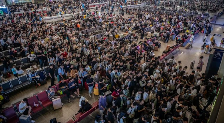 中国十一假期逢中秋考验人流运力　华使馆促赴日旅游注意出行安全