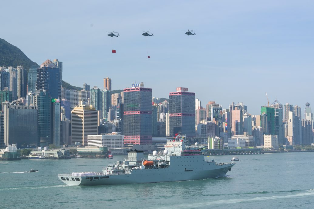 中国海军戚继光舰、沂蒙山舰抵港 周三开放参观