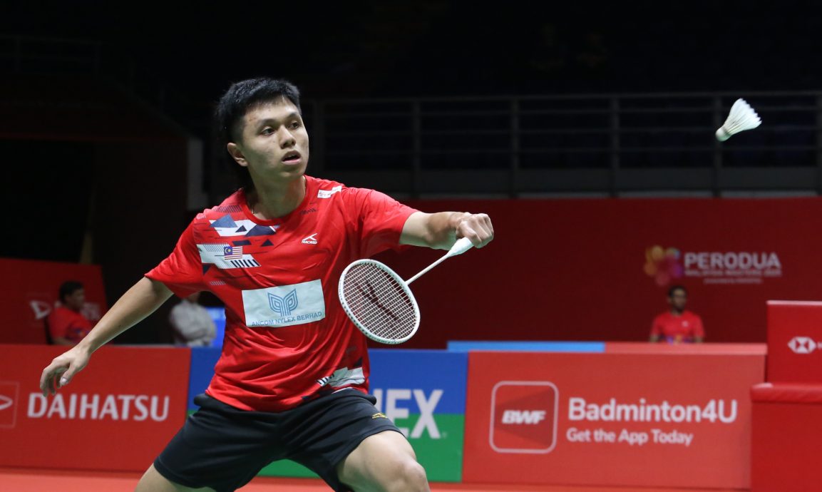 中国羽球超级100赛| 大马男单全军覆没 维君组合闯混双4强