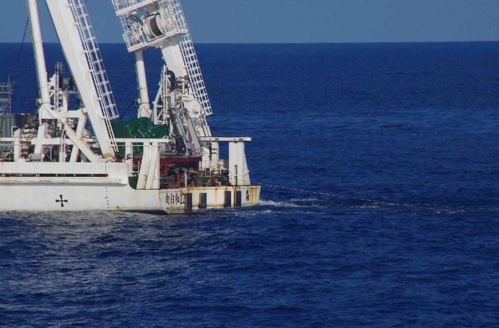 中国调查船现身日专属经济区 日本提出抗议